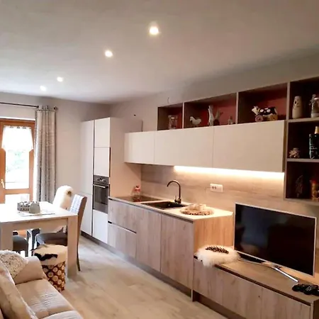 With One Bedroom In *